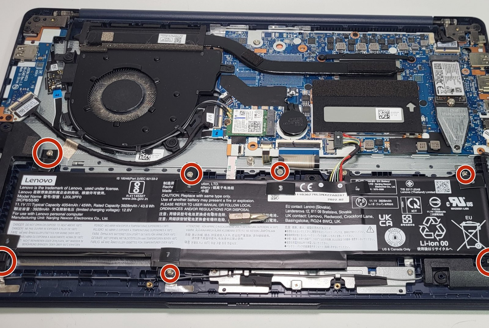Internal Photo of Lenovo IdeaPad 3-15ADA6, 3-15ALC6, 3-15ITL6, 3-15ABA7, 3-15IAU7, gray F10 lock US keyboard (IdeaPad 3-15IAU7)